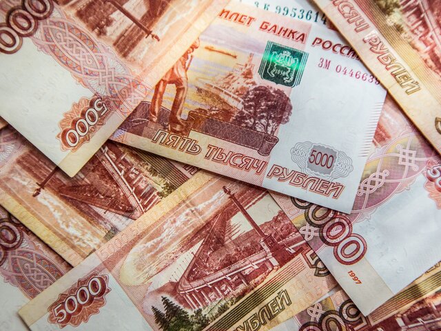 Неизвестный похитил у мужчины 33 млн рублей при обмене валюты на западе Москвы