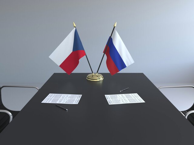 Чехия предложит ЕС приостановить действие упрощенного визового режима с РФ – СМИ