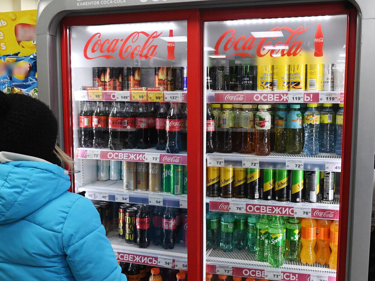 Coca-Cola и PepsiCo могут переименовать свои холодильники в магазинах РФ –  Москва 24, 14.09.2022