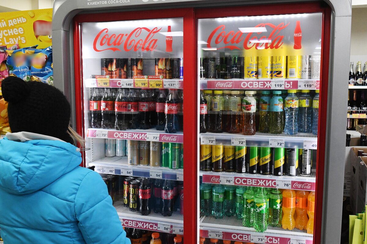 Coca-Cola и PepsiCo могут переименовать свои холодильники в магазинах РФ –  Москва 24, 14.09.2022