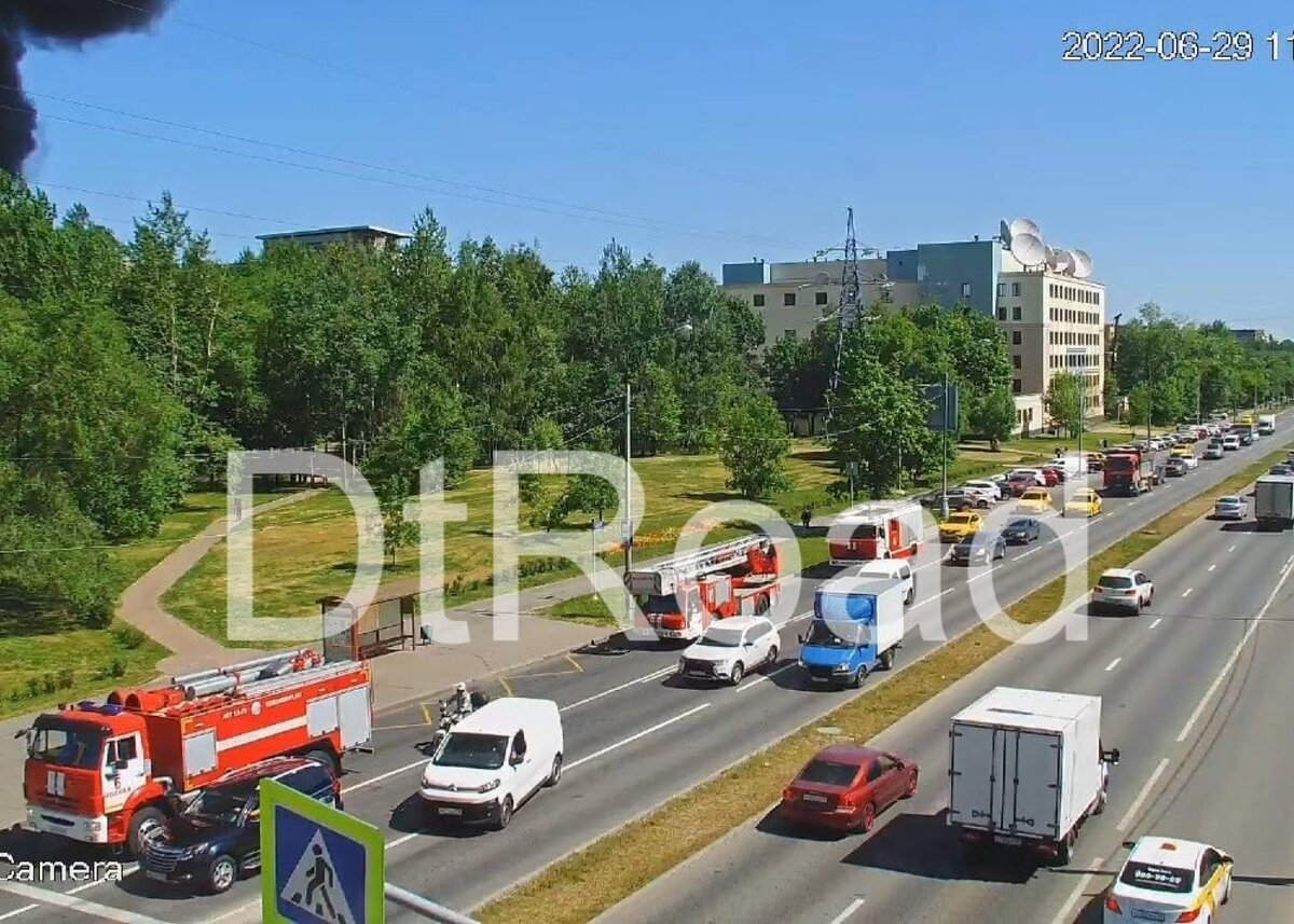 Движение в Коломенском проезде в сторону Каширского шоссе ограничено из-за  пожара – Москва 24, 29.06.2022