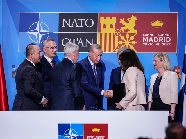 Саммит НАТО примет решение о приглашении Финляндии и Швеции в Альянс 29 июня