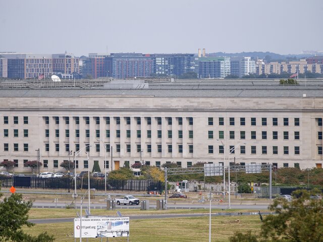 США передадут Киеву разведданные для нанесения ударов с помощью РСЗО – Пентагон