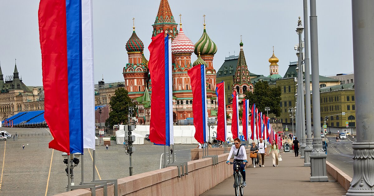 Флаг города москвы фото