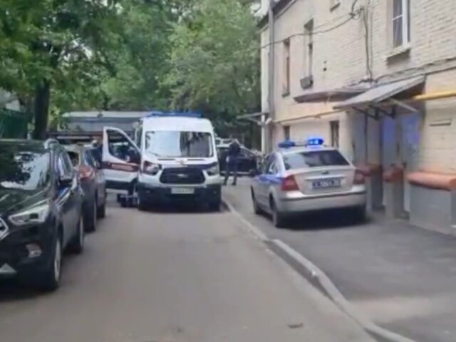 Коммунальщик рассказал об инциденте с падением ребенка из окна на востоке Москвы
