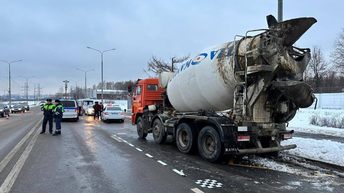 Водитель бетономешалки насмерть сбил десятилетнюю девочку на западе Москвы  – Москва 24, 21.11.2022