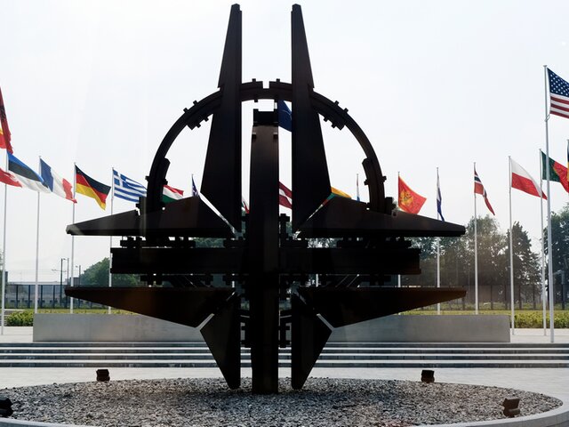 Лавров заявил, что НАТО претендует на ведущую роль в Азиатско-Тихоокеанском регионе