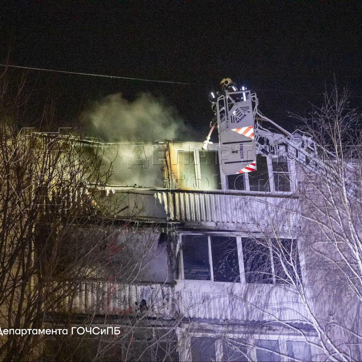 Пожар произошел в жилом доме на Новоясеневском проспекте – Москва 24,  07.12.2022