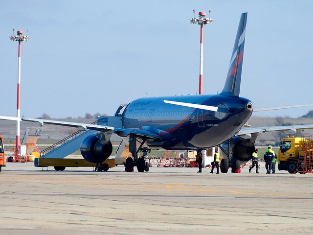 Росавиация продлила ограничение полетов в ряд аэропортов РФ до 9 декабря