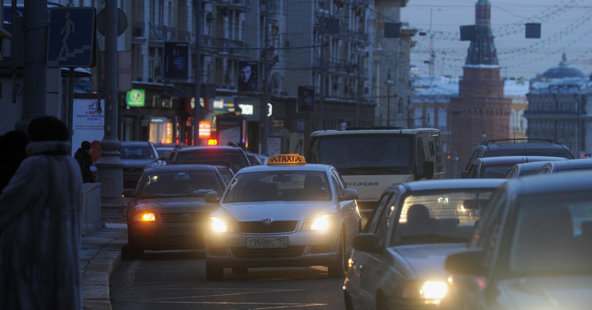 Поток в москве