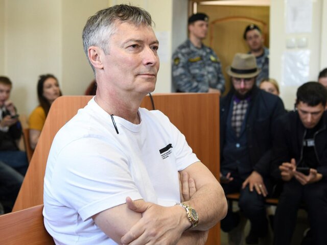 Суд оштрафовал экс-мэра Екатеринбурга Ройзмана по делу о дискредитации ВС РФ