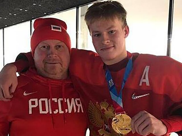 Отец хоккеиста Матвея Мичкова пропал в Сочи