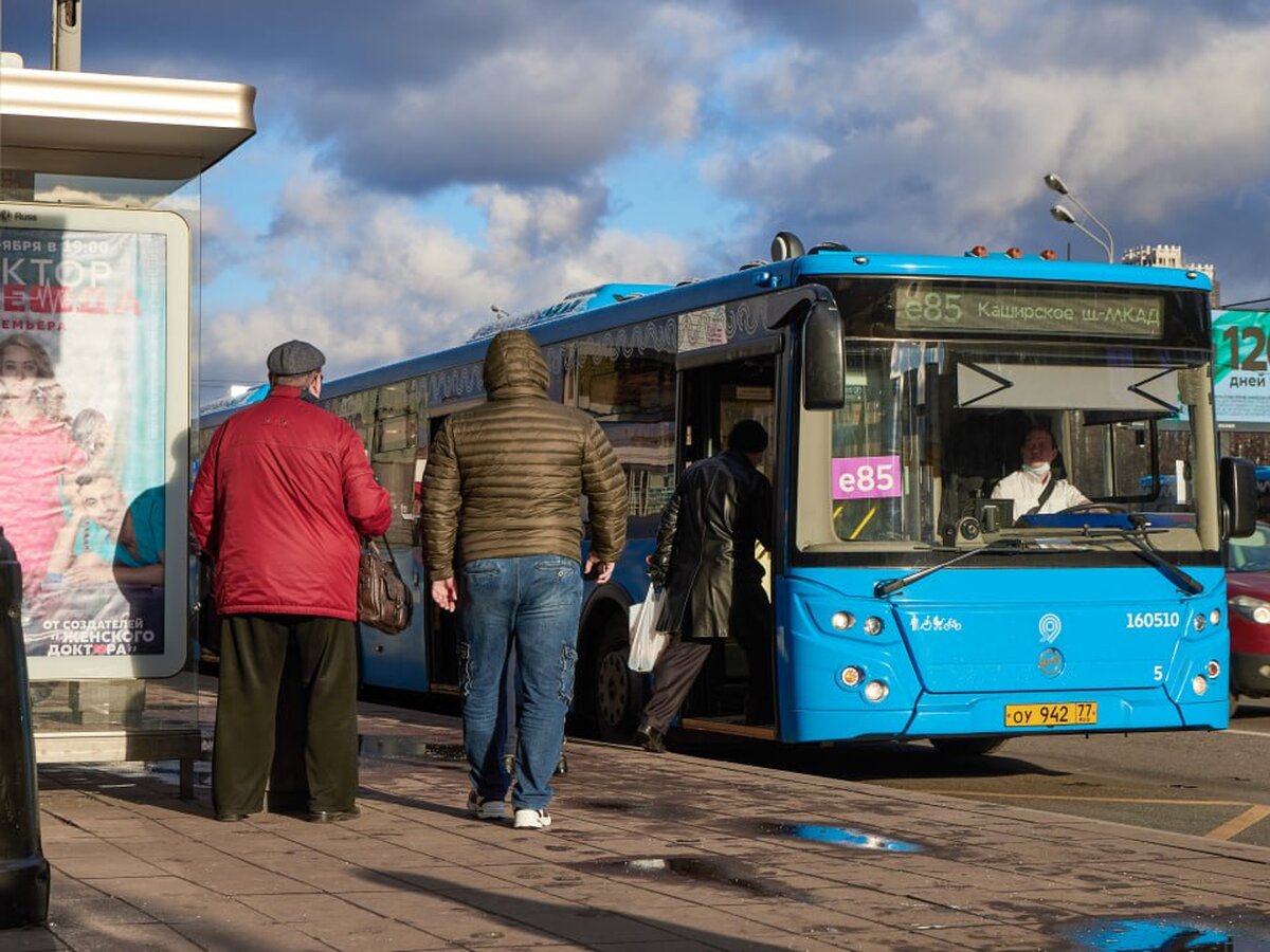 Бесплатные автобусы будут ходить от станций метро Москвы до кладбищ в Вербное  воскресенье – Москва 24, 07.04.2023