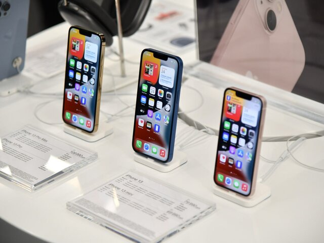 Больше половины студентов ведущих вузов РФ покупают последние модели iPhone