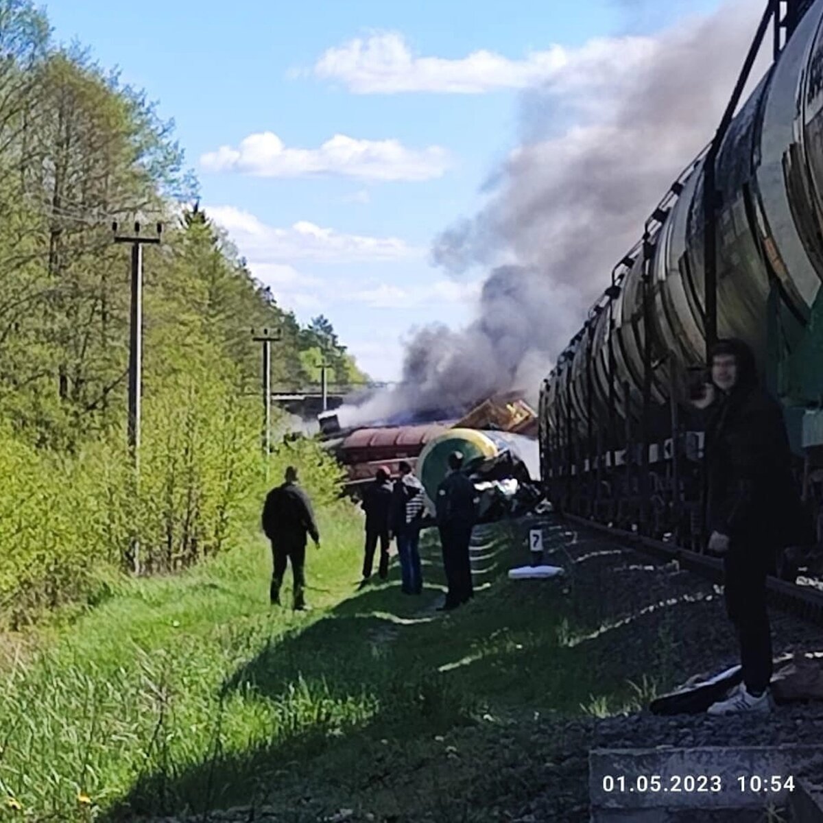 Грузовой поезд сошел с рельсов в Брянской области из-за подрыва  железнодорожных путей – Москва 24, 01.05.2023