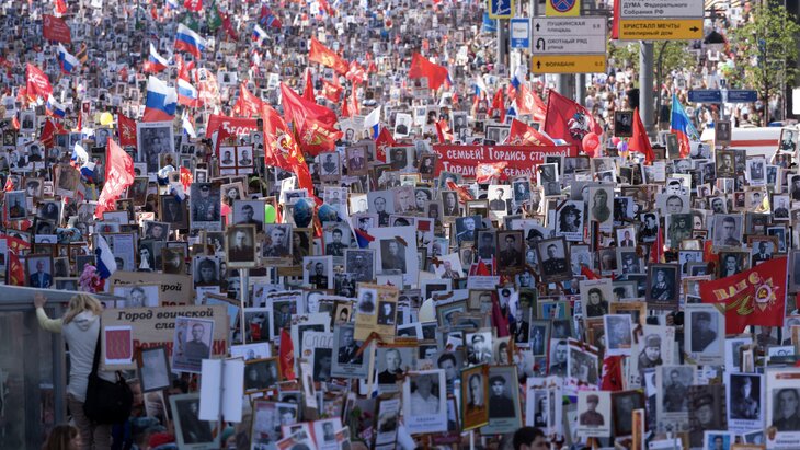 Бессмертный полк мнение иностранцев