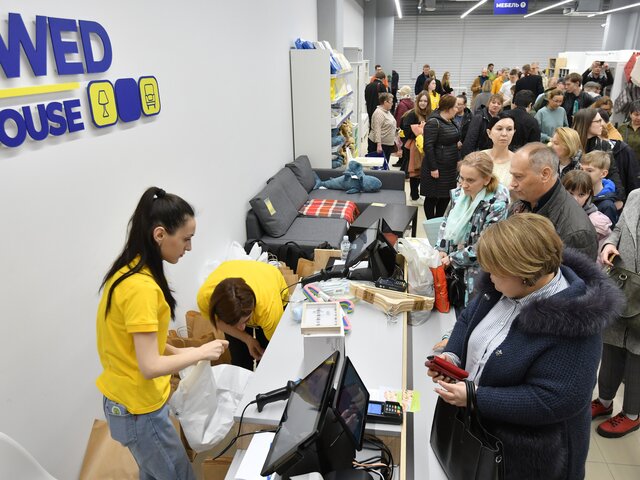 IKEA по-белоруски: как жители Москвы оценили открытие аналога шведского магазина