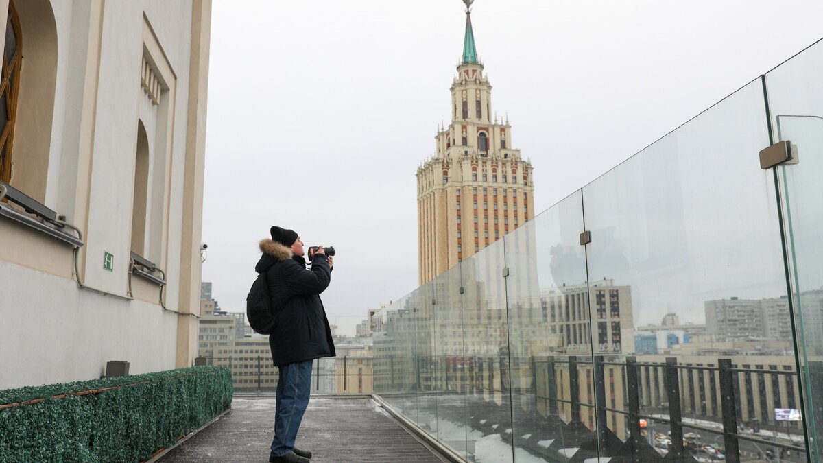 На Казанском вокзале начала работу смотровая площадка – Москва 24,  06.02.2023