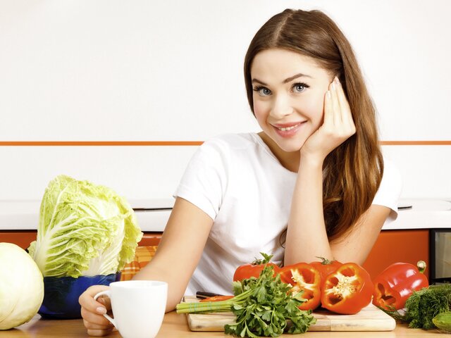 Гастроэнтеролог рассказала, при каких заболеваниях нельзя есть сырые овощи