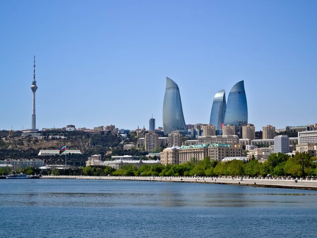 Три человека получили ранения в результате перестрелки в центре Баку