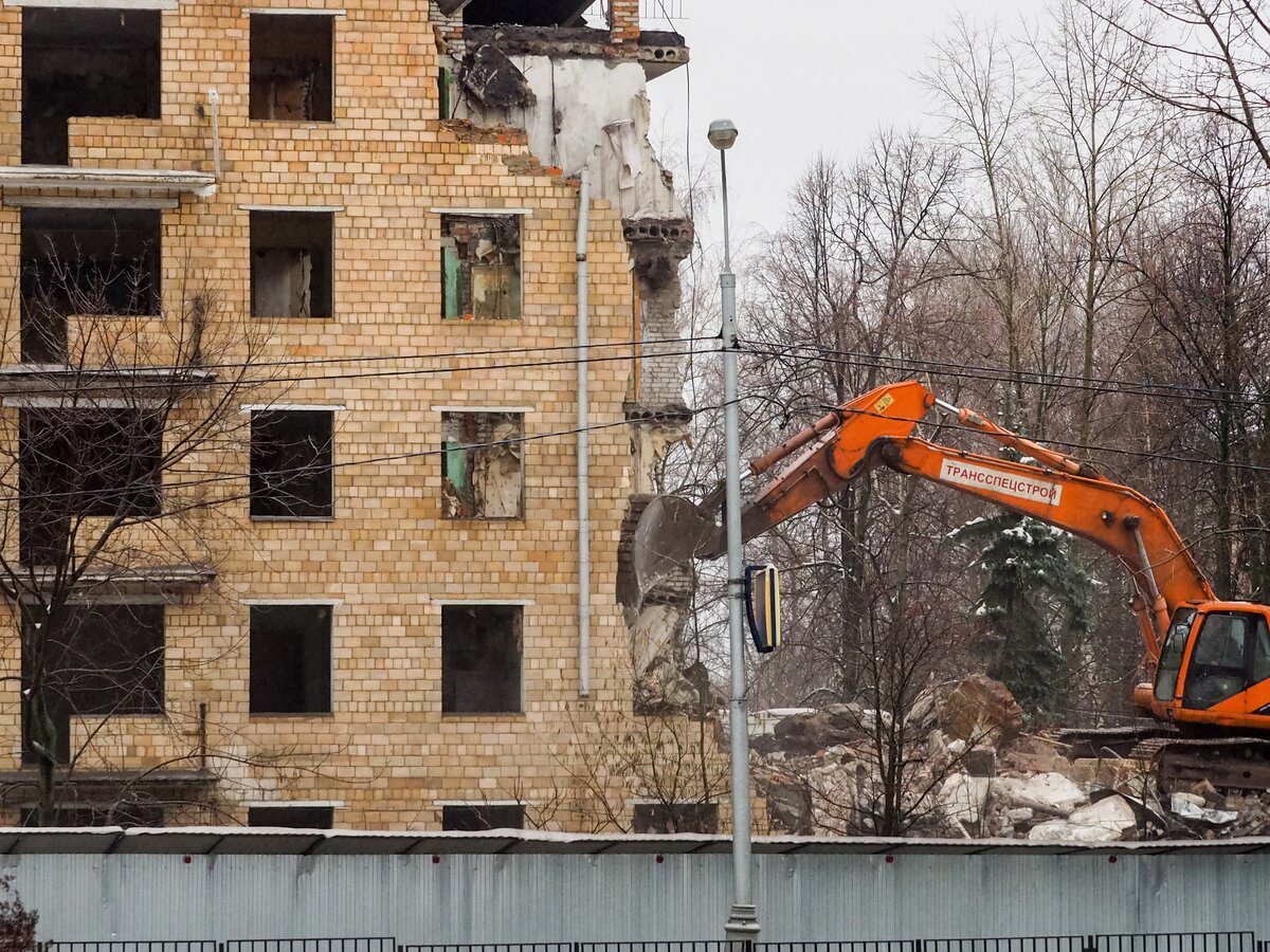 В Москве в феврале снесли 25 домов по программе реновации – Москва 24,  02.03.2023