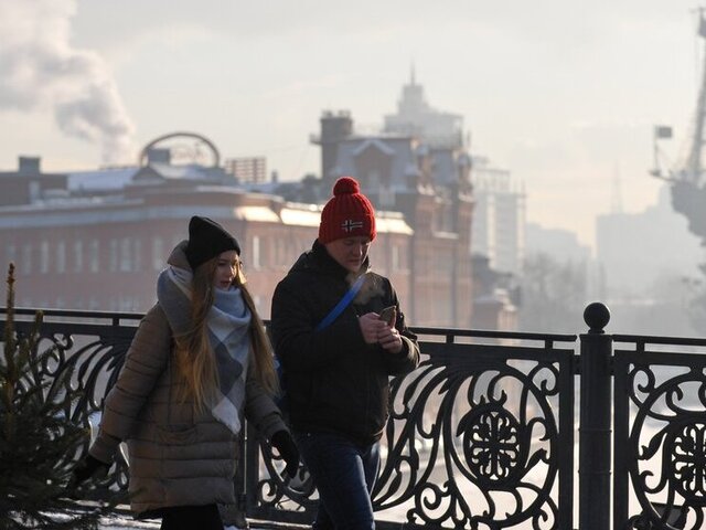 В Москве в ближайшие часы резко похолодает на 13–15 градусов