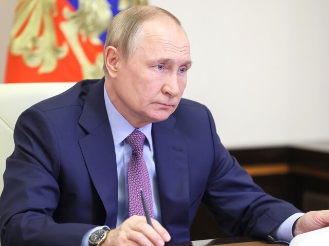 Путин обсудил с членами СБ безопасность РФ и взаимодействие с соседними странами