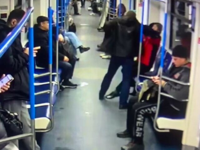 Жителя Подмосковья задержали за нападение с ножом на пассажира в столичном метро