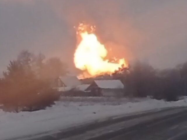 В СК не считают необходимой эвакуацию в районе пожара на газопроводе в Чувашии