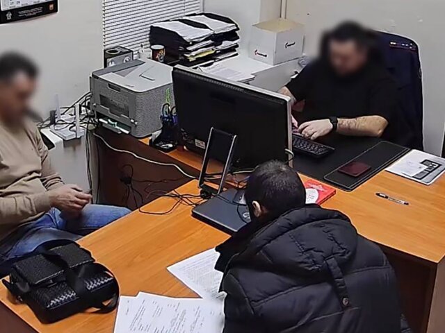Следствие просит арестовать жителя Москвы, зарезавшего своего соседа