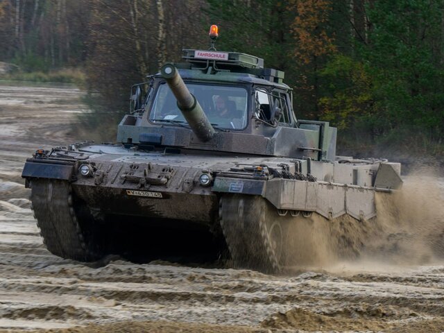 Поставки Германией танков Киеву усугубят проблемы в отношениях Москвы и Берлина – Песков