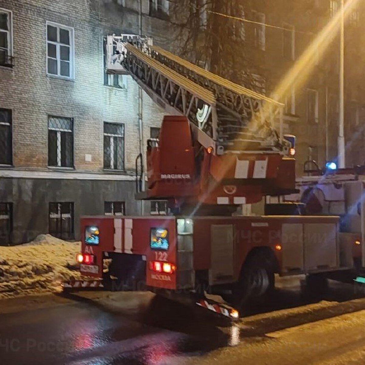 Девять человек спасли при пожаре в жилом доме на востоке Москвы – Москва  24, 17.01.2023