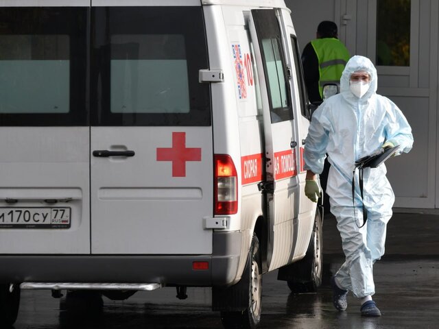 В Москве за сутки выявили 2 424 случая коронавируса