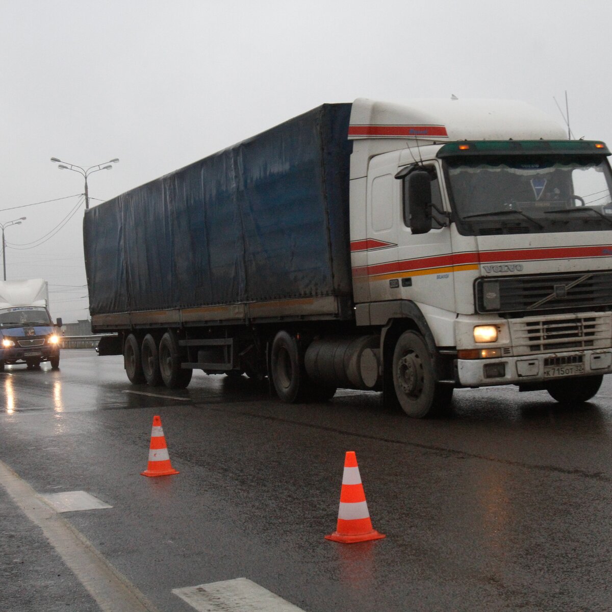 Собственникам грузовых автомобилей упростили получение пропуска в Москву –  Москва 24, 04.12.2023