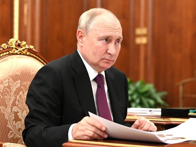 Планы Путина на новогодние праздники пока не определены – Песков