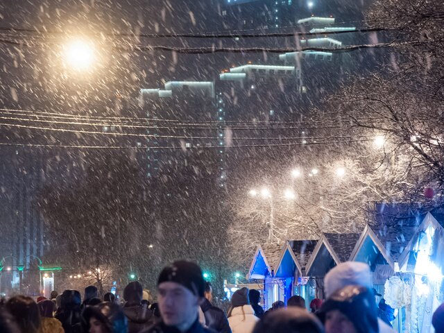 Полуметровые сугробы ожидаются в Москве после снегопада
