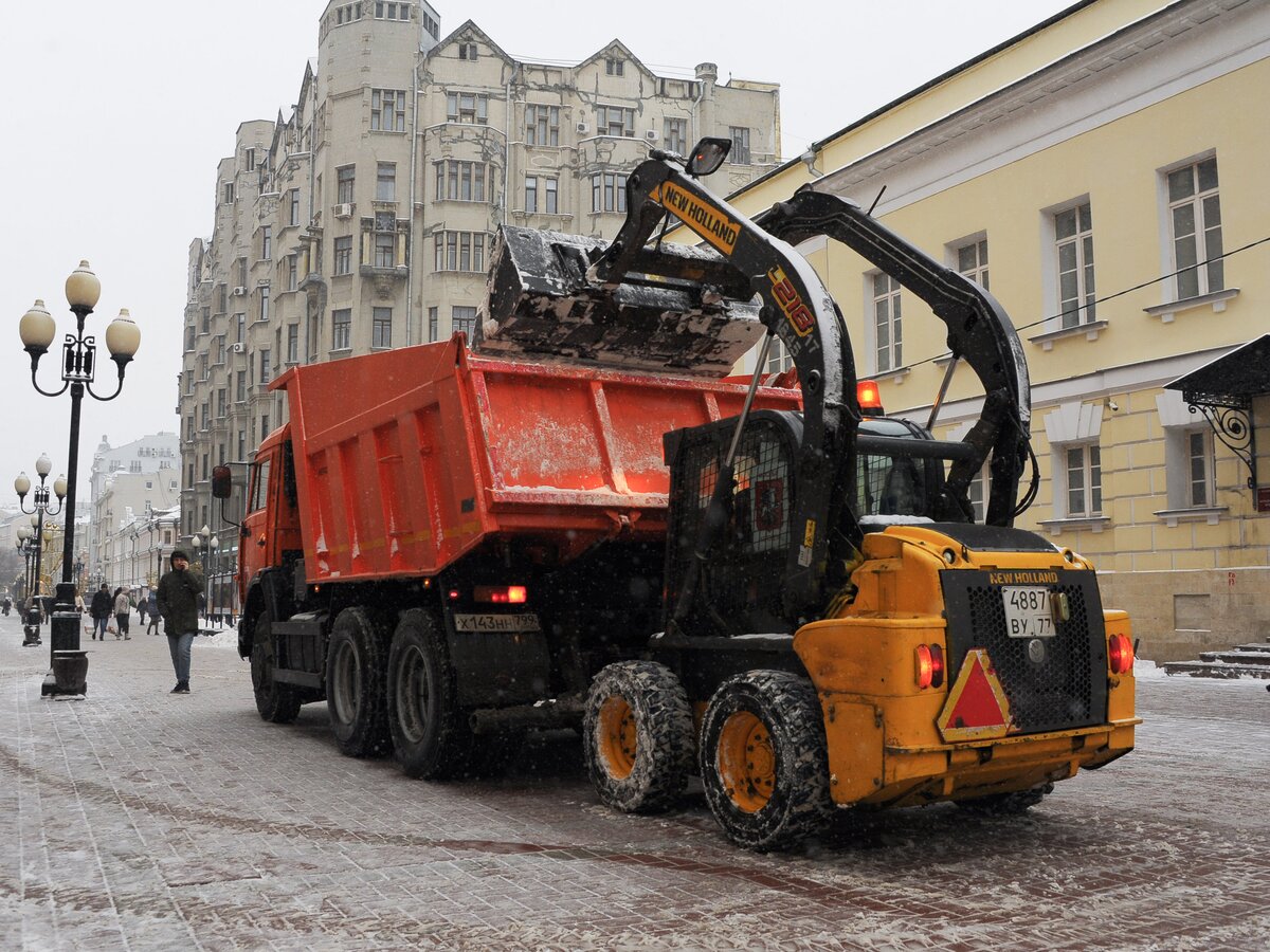 Городские службы устраняют последствия сильного снегопада в Москве – Москва  24, 17.12.2023