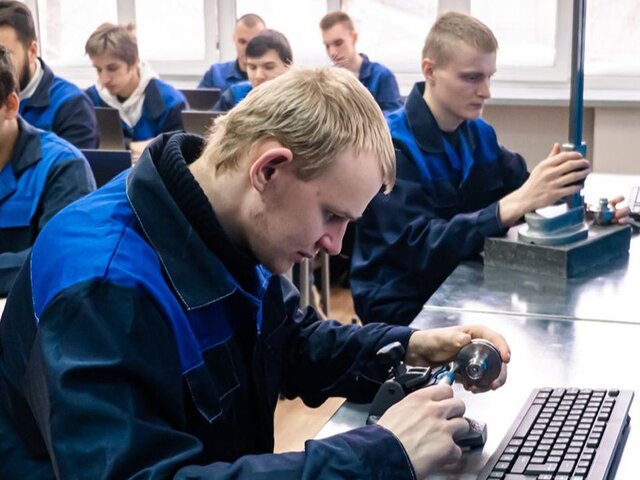 Около 90 лабораторий и мастерских откроют в колледжах Москвы в 2024 году