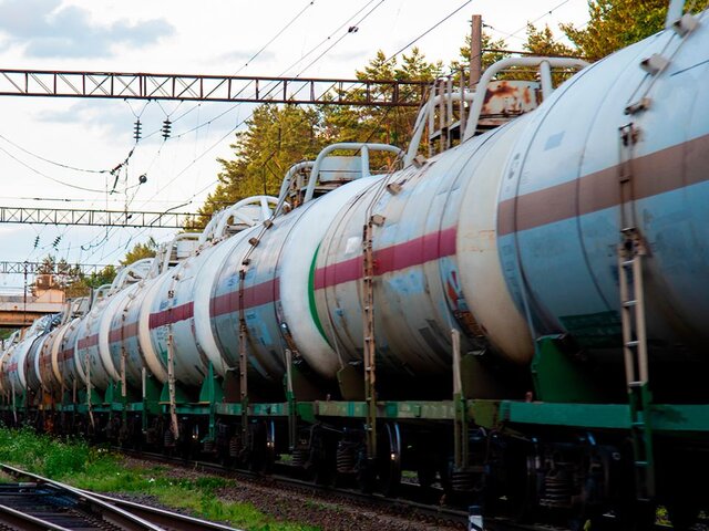 РФ начала поставки в Армению бензина и дизтоплива в качестве меры поддержки