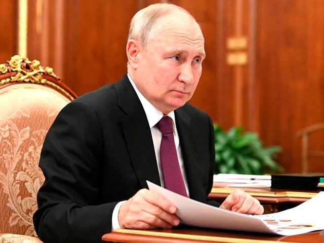 Путин разрешил передачу ядерного топлива на АЭС 