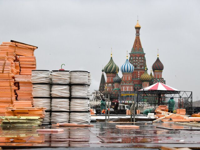 Москва онлайн покажет монтаж ГУМ-Катка на Красной площади