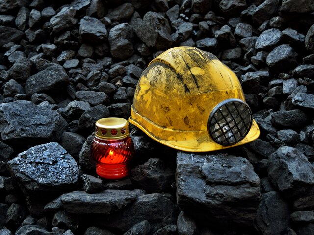 Число погибших в аварии на шахте в Казахстане увеличилось до 32 – МЧС