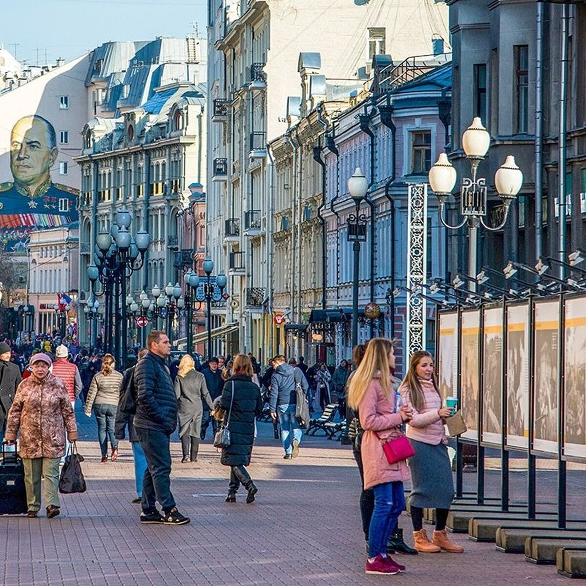 На Арбате открылась фотовыставка 