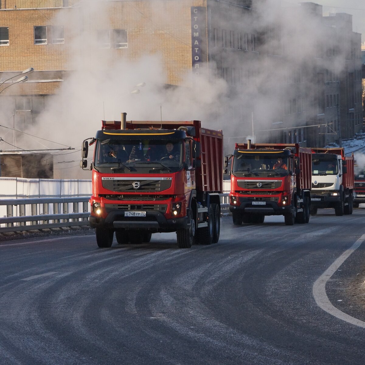 Въезд на МКАД грузовикам класса ниже Евро-2 запретят осенью 2015 года –  Москва 24, 04.03.2014