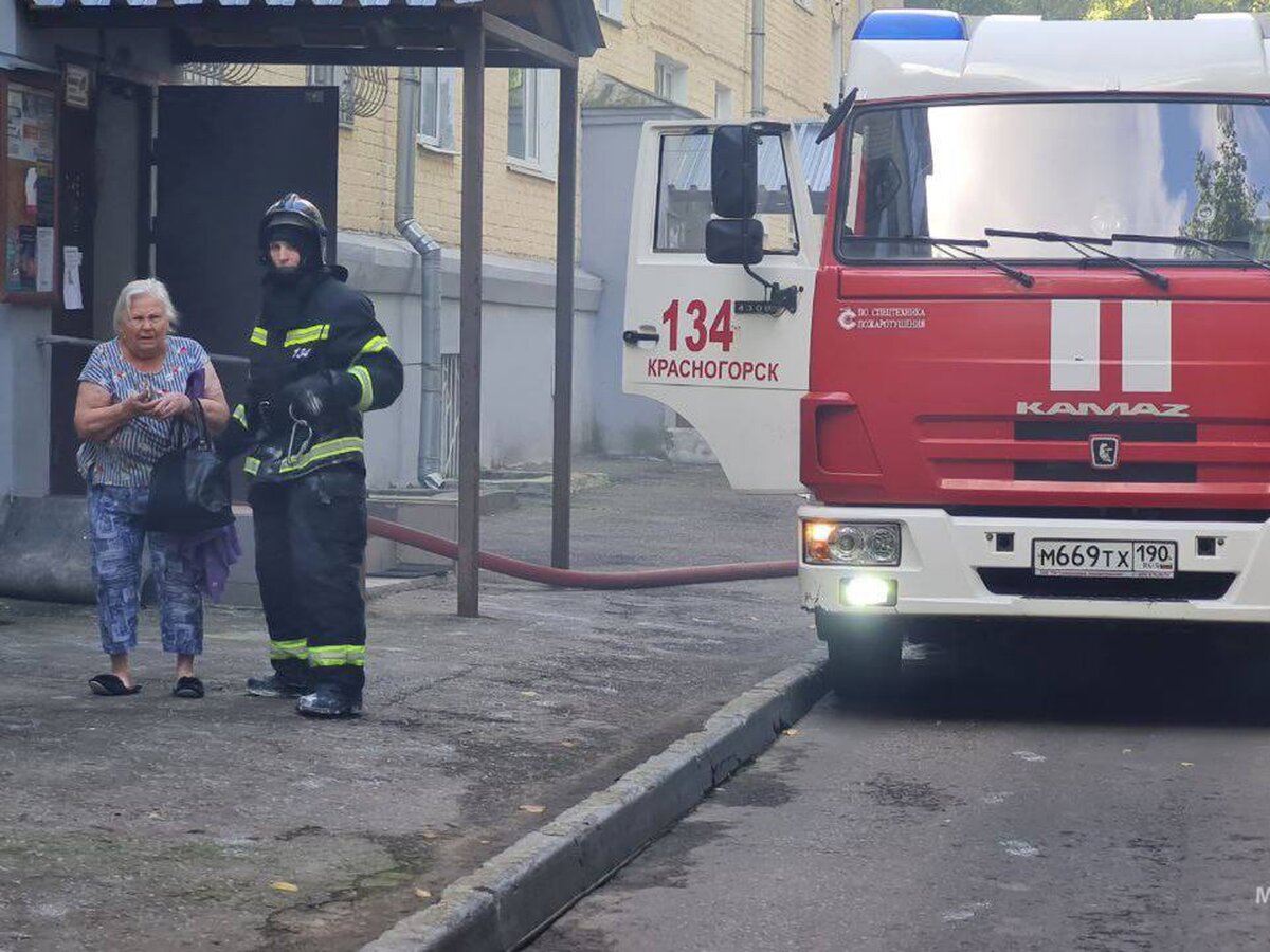 Жительница Красногорска рассказала, что пожар в доме был очень сильным –  Москва 24, 28.08.2023