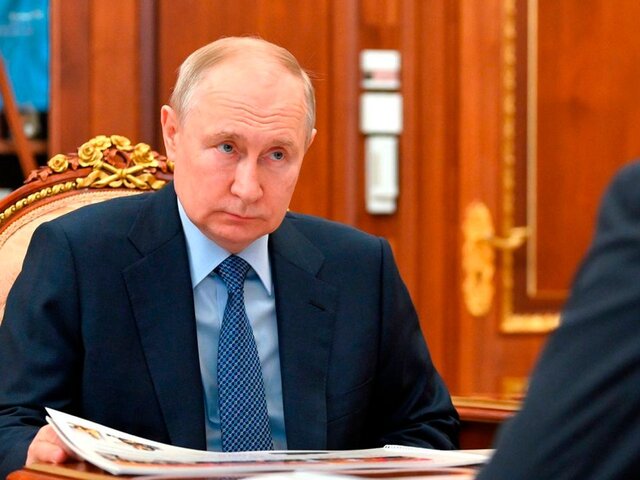 Путин назвал долгом российских властей заботиться о героях СВО и их семьях