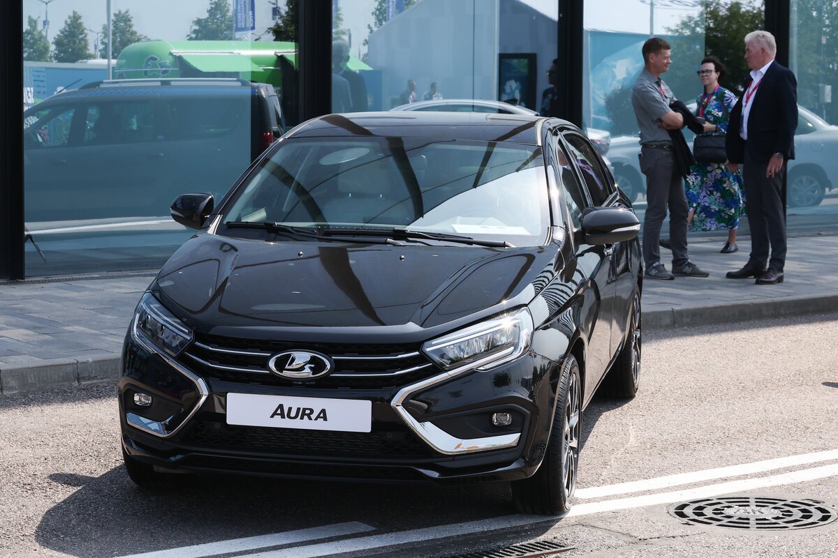 В Минпромторге сообщили о планах закупить Lada Aura для нужд чиновников –  Москва 24, 14.09.2023