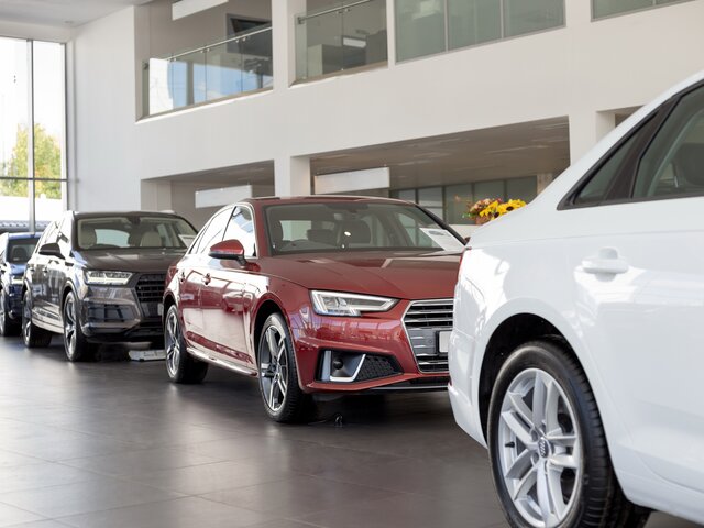 Заводы Mercedes и Volkswagen в РФ начнут выпуск авто в 2023–2024 годах