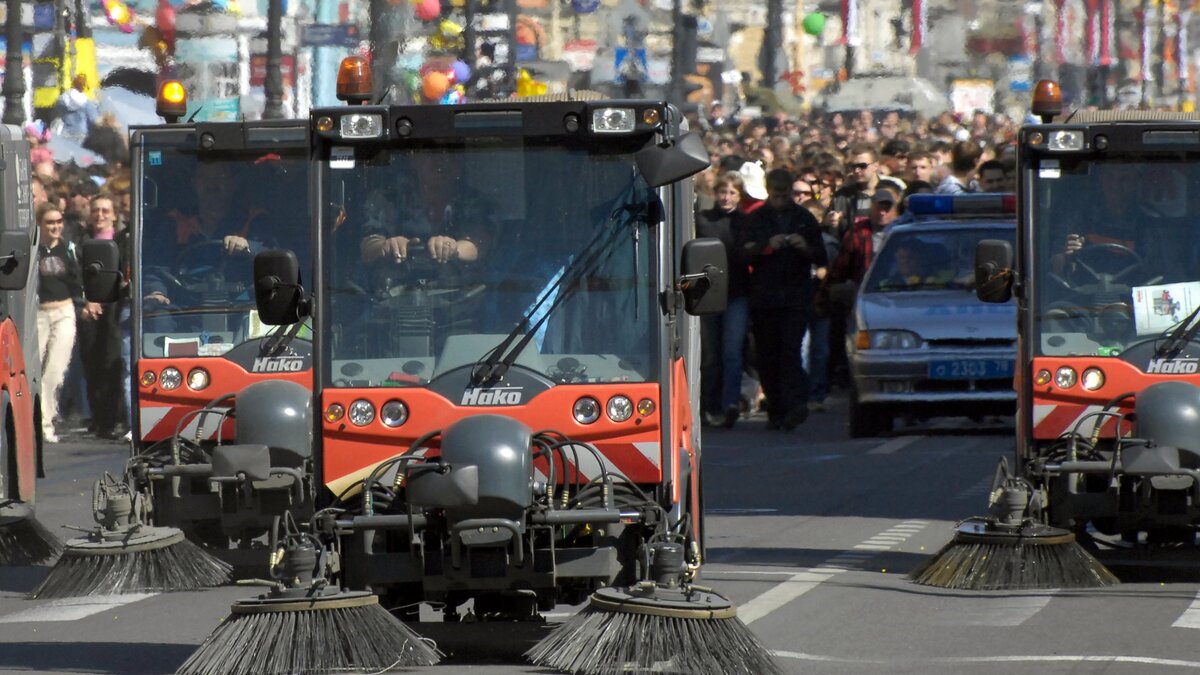 Власти Москвы закупят уборочные машины с вакуумными пылесосами – Москва 24,  03.03.2014