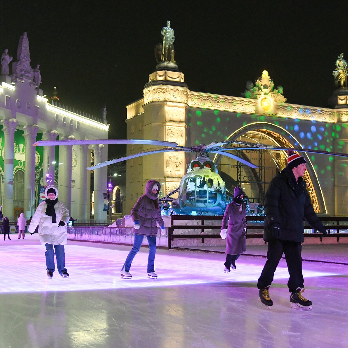 Каток на ВДНХ приглашает москвичей на ночные сеансы – Москва 24, 02.01.2024